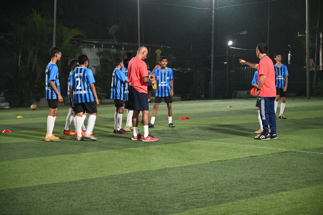 56B7ECFF-DFA5-41D0-8341-21DEB95F3766_1_105_c